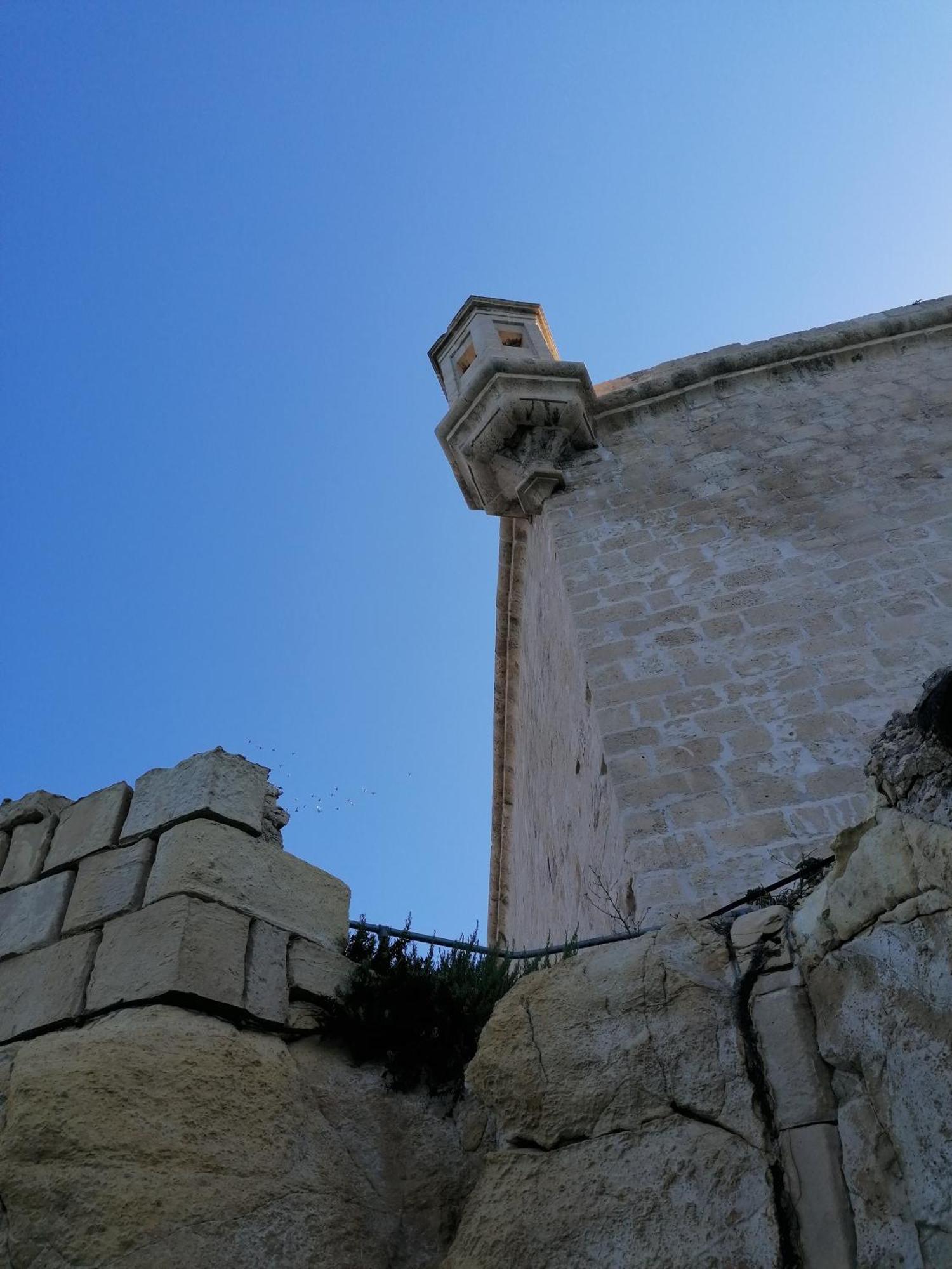Old Refurbished Apartment In Bormla Cospicua 외부 사진